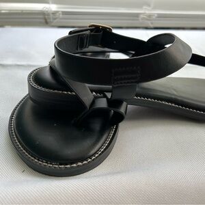 Joie Lennox Sz10 black sandals